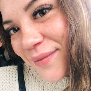 Meet your Posher, Aashley